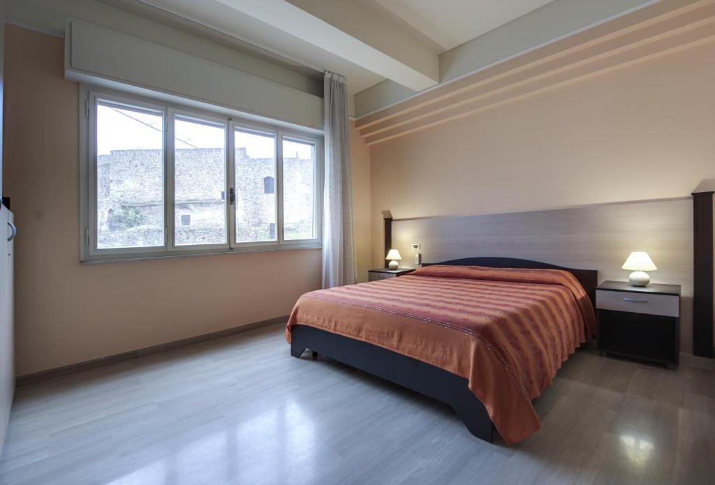 Bed and Breakfast Aragonese à Reggio de Calabre Chambre photo